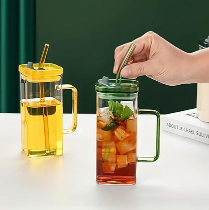 Square Glass with Lid and Straw
